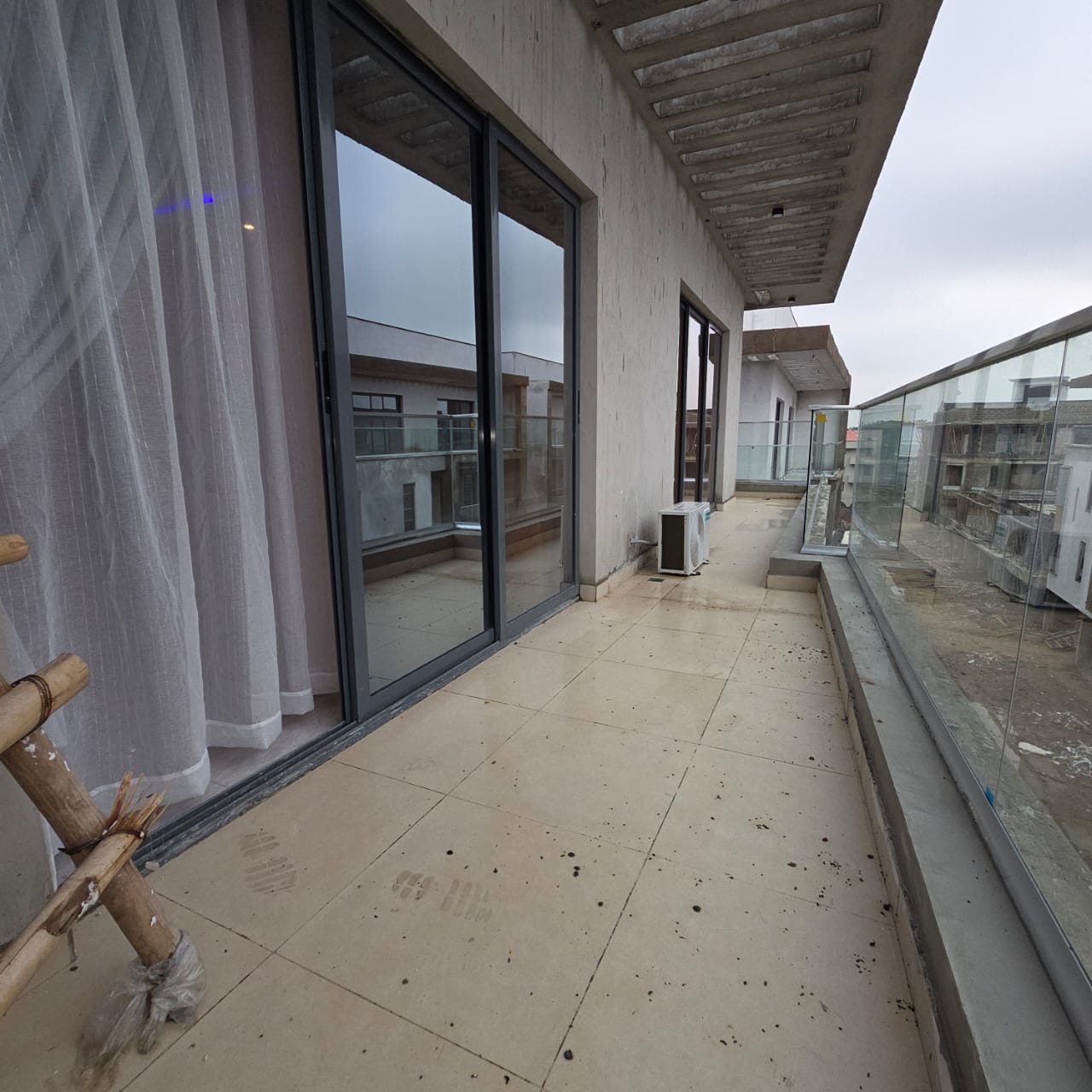 4 Bed Maisonette — 2nd & 3rd Floor + BQ