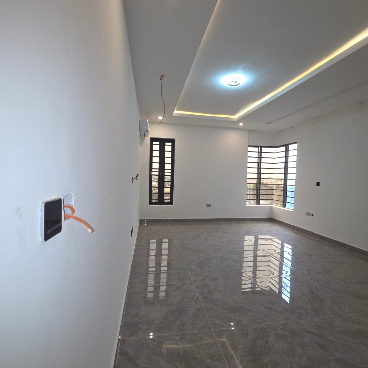 3 Bed Apartment — Front Unit, 1st Floor + BQ