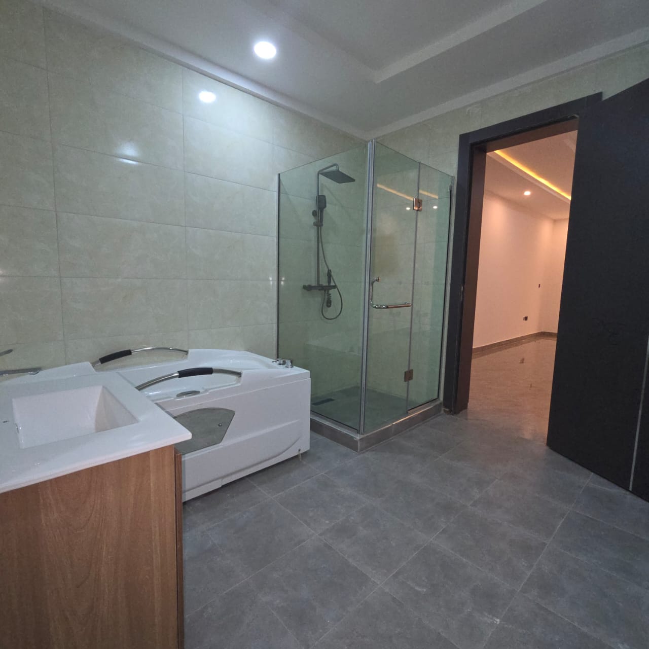 3 Bed Apartment — Back Unit, 1st Floor