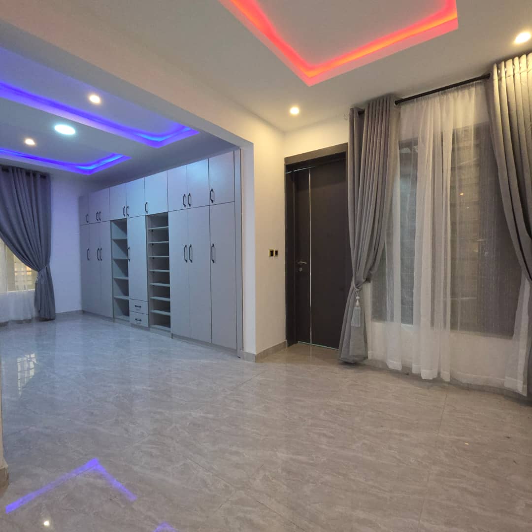 3 Bed Apartment — Back Unit, 1st Floor