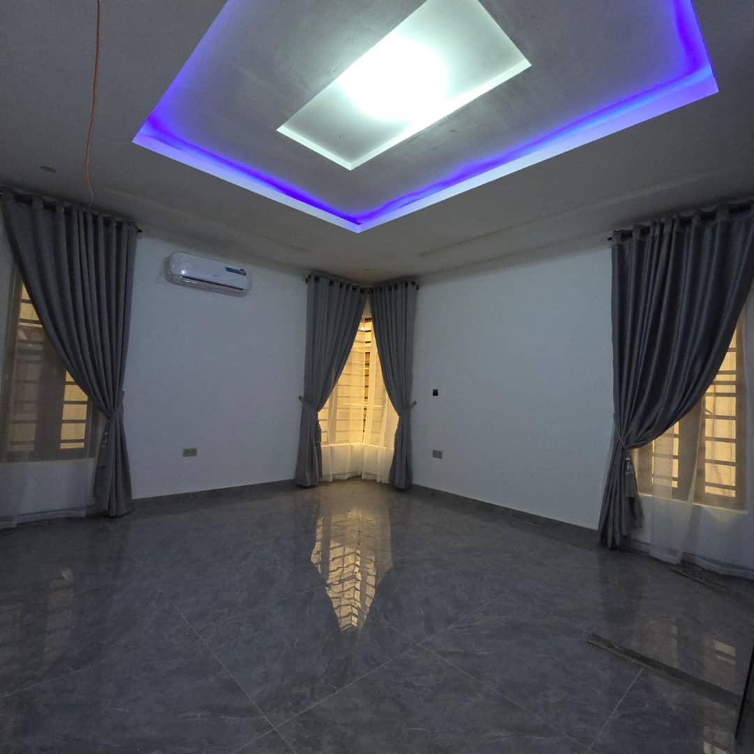 3 Bed Apartment — Back Unit, Ground Floor
