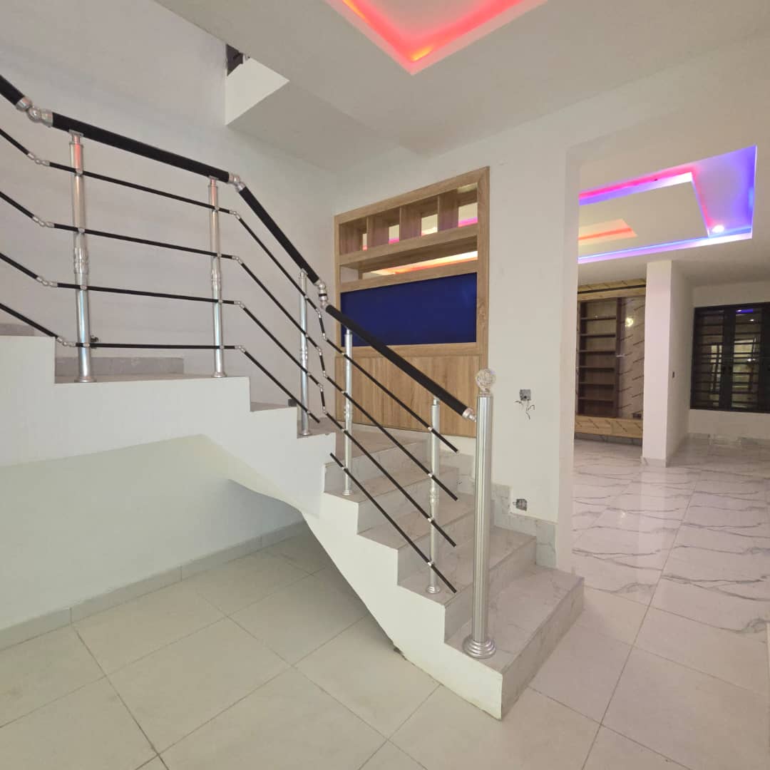 2 Bed Apartment