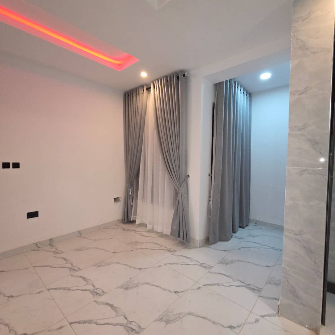 2 Bed Apartment — Back Unit, Ground Floor